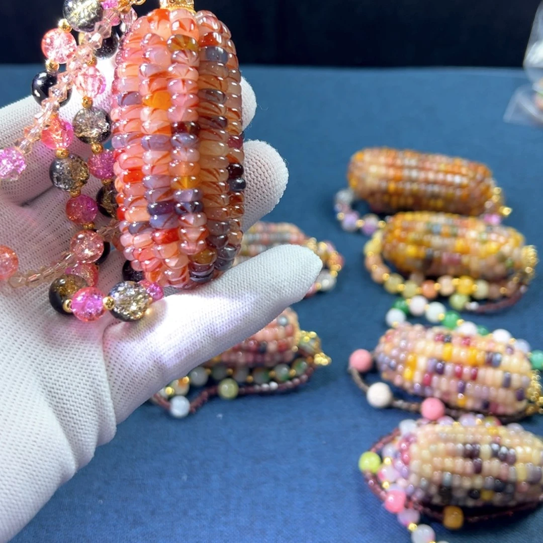 Q*.文玩玉米手把件