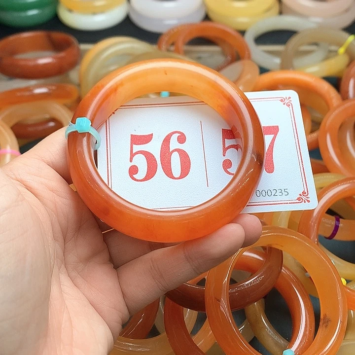 未镶嵌石英质玉（黄龙玉）手镯幸*