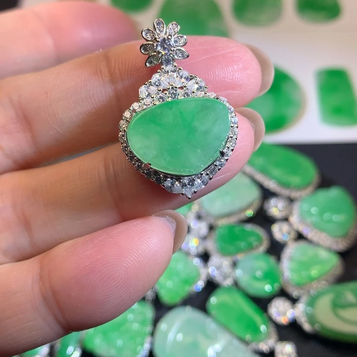 翡翠银S925镶嵌套链爱心