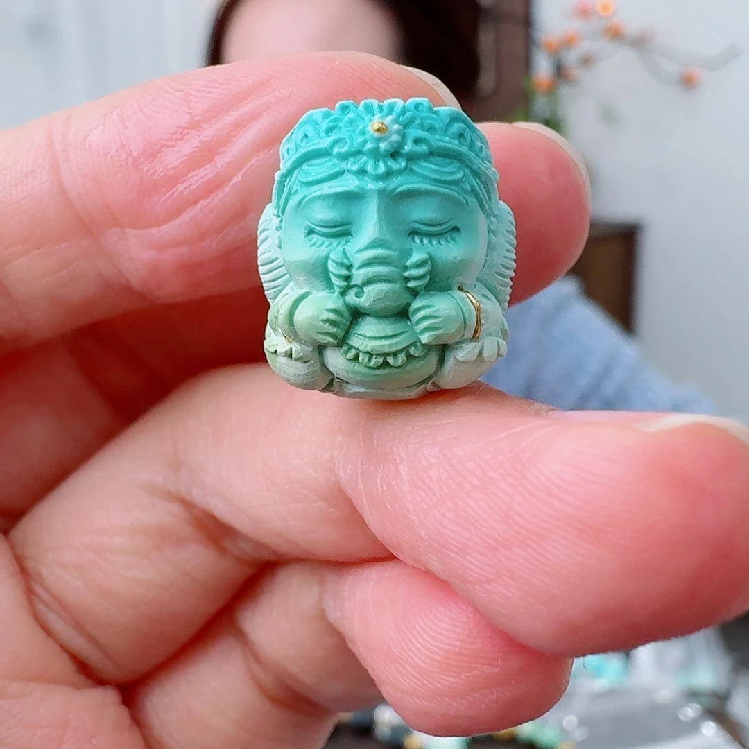 绿松石未镶嵌珠宝奇石