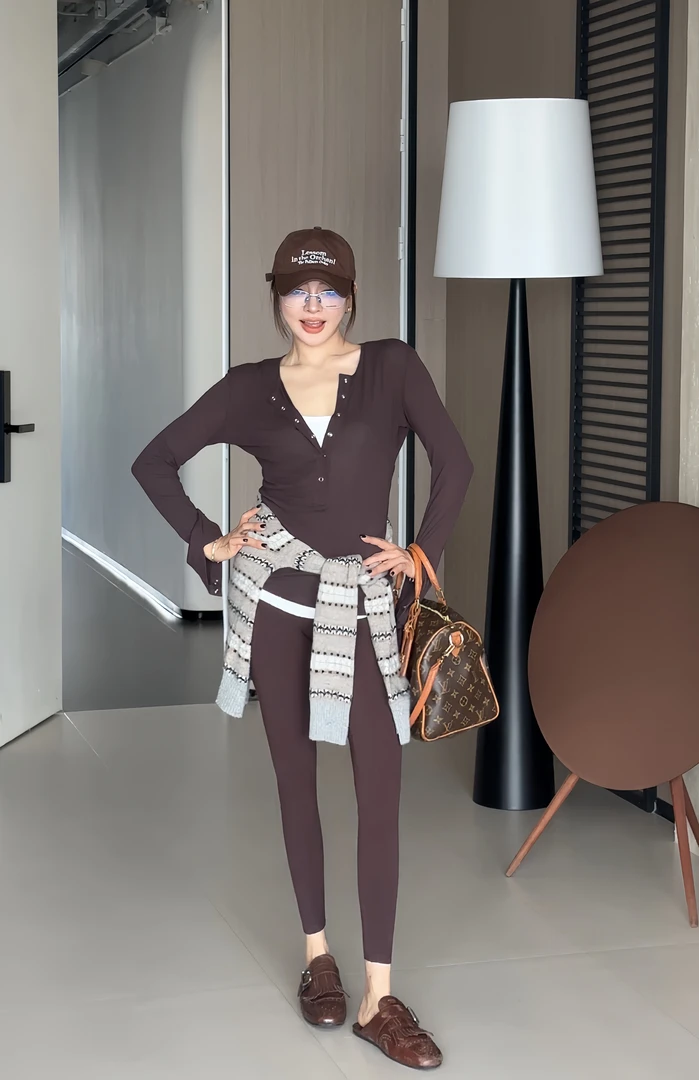 Singularity Me8A 7083 裸感高弹休闲显瘦提臀薄款打底裤超模神裤