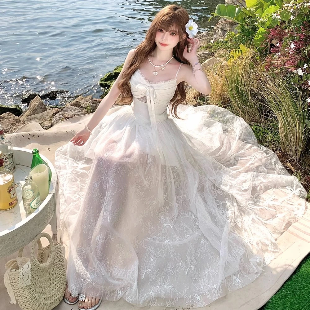 SISI JIANG“花与爱丽丝”度假风蕾丝气质网纱露背绝美白色连衣裙