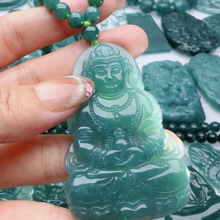 翡翠未镶嵌颈饰多样性发货天然A货翡翠