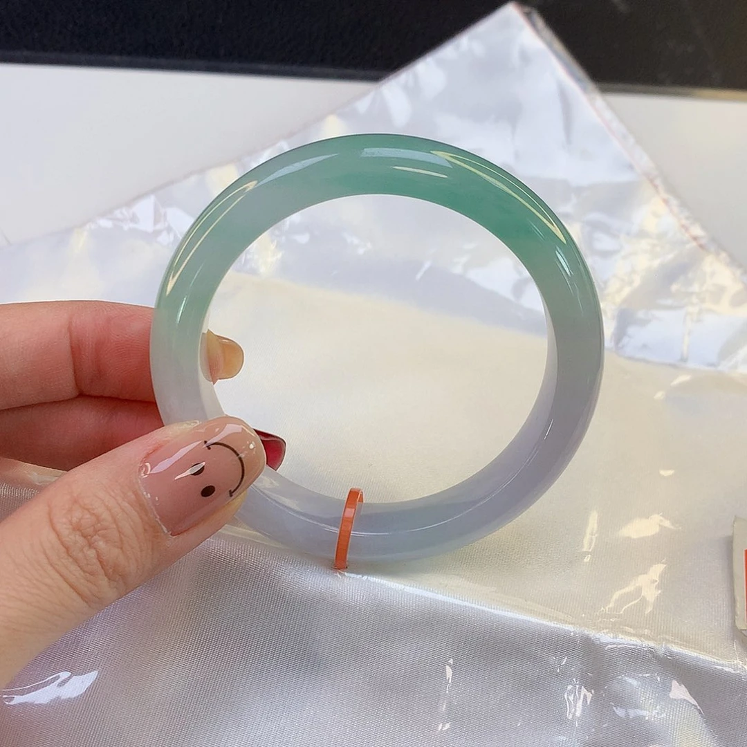 翡翠手镯未镶嵌天然翡翠A货118