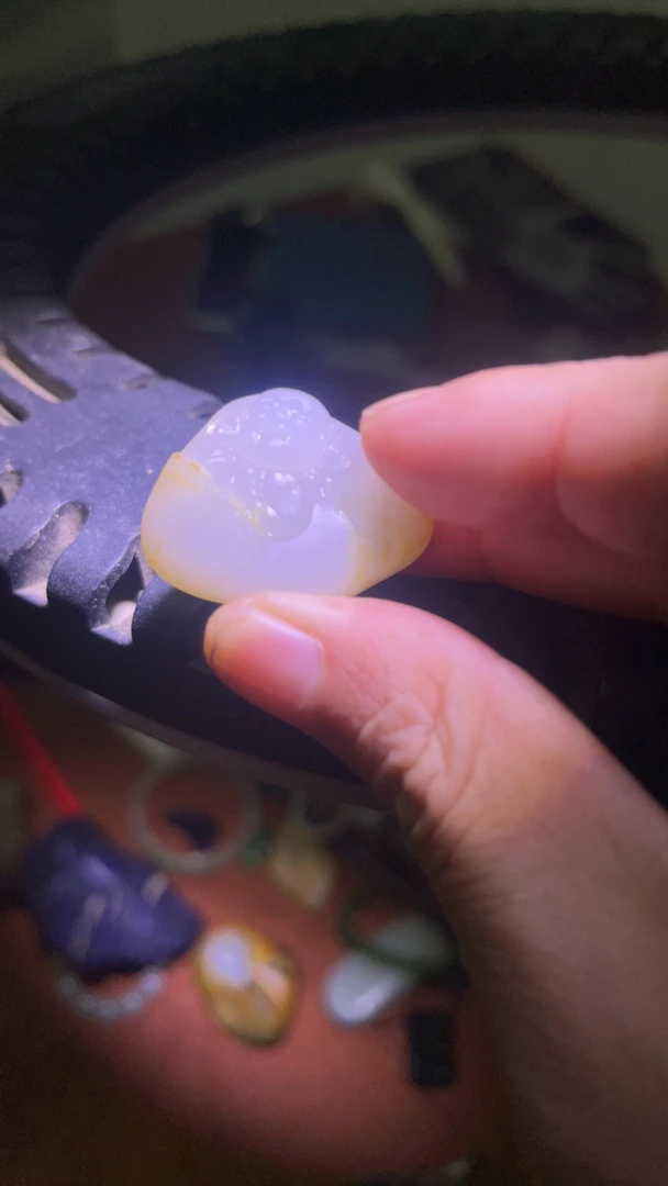 和田玉原皮白玉佛公