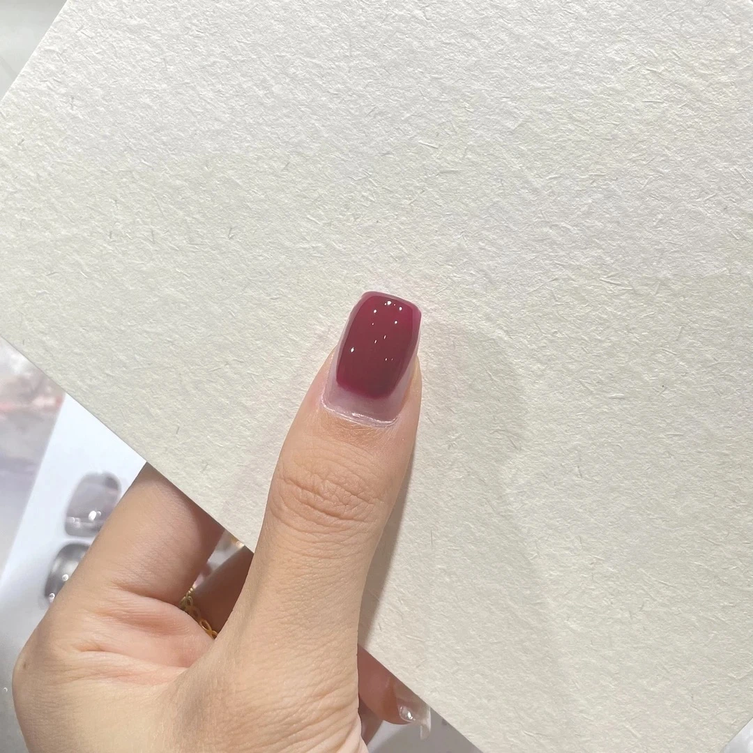 【开播福利品】车厘子红-美优彩15ml瓶装【甲油胶需要照灯】