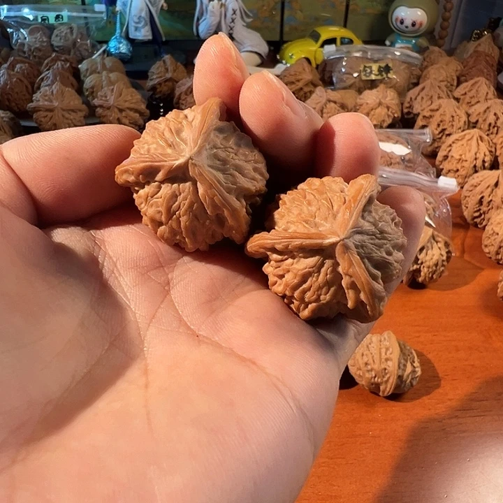 把件桃核34+三棱头茬新果全品