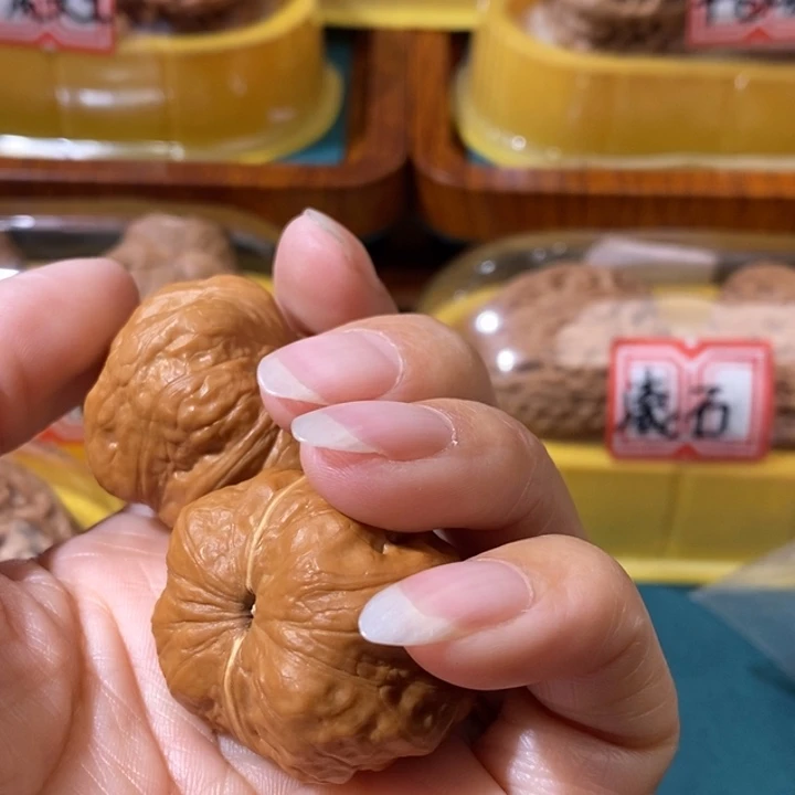 文玩核桃吊坠田*玉蟾