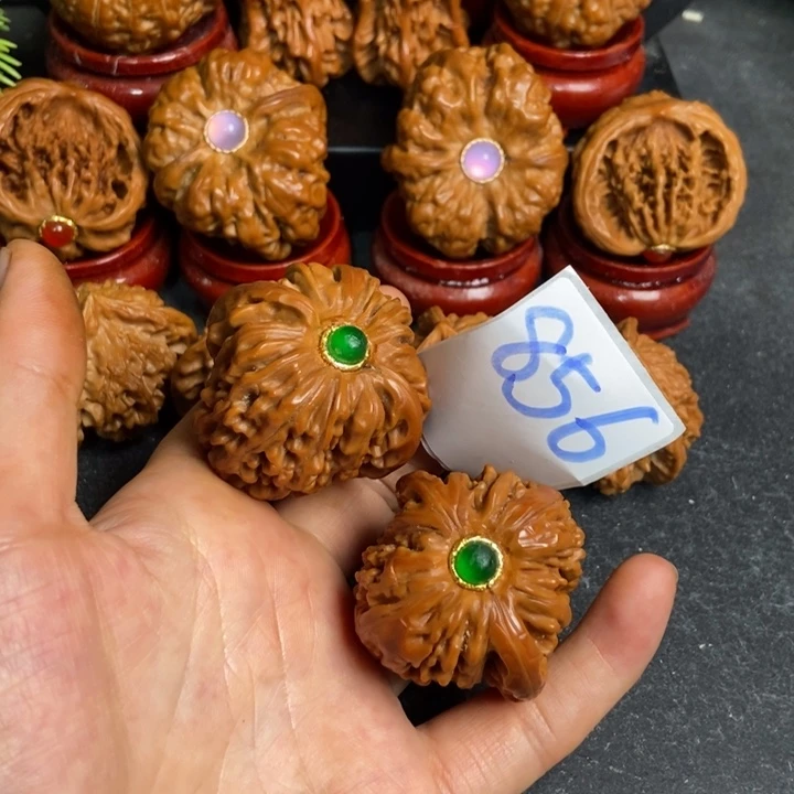 把件文玩核桃楼下856