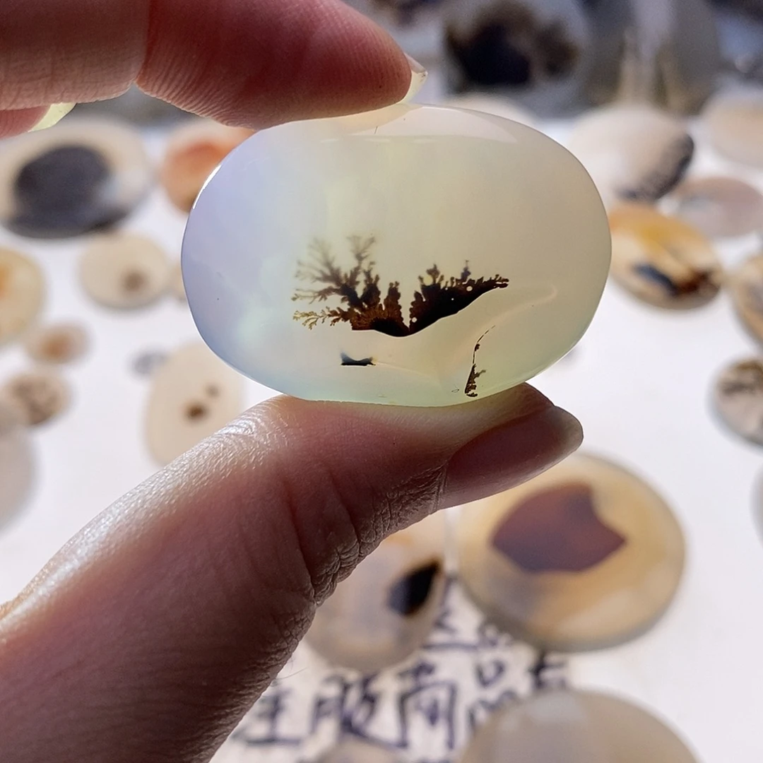 未镶嵌玛瑙/玉髓珠宝奇石