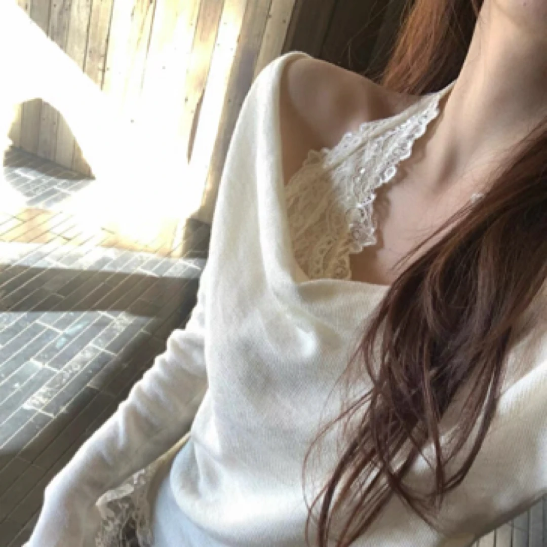 （B1）8  燕麦色挂脖上衣百搭