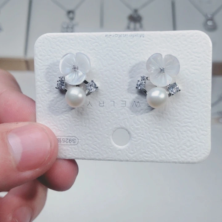 未镶嵌耳饰淡水珍珠