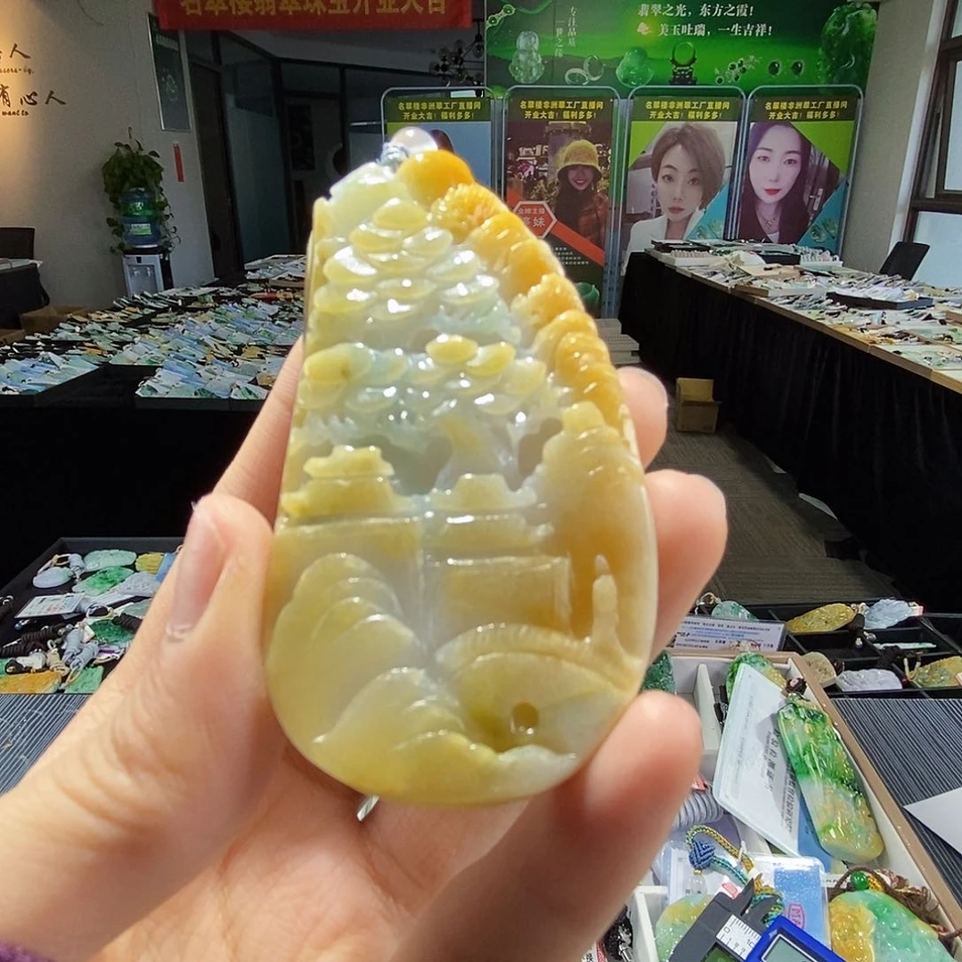 颈饰未镶嵌翡翠翡翠