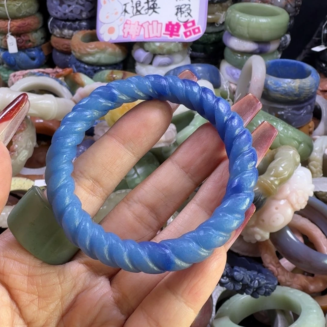 石英质玉（佘太翠）未镶嵌手镯29。54