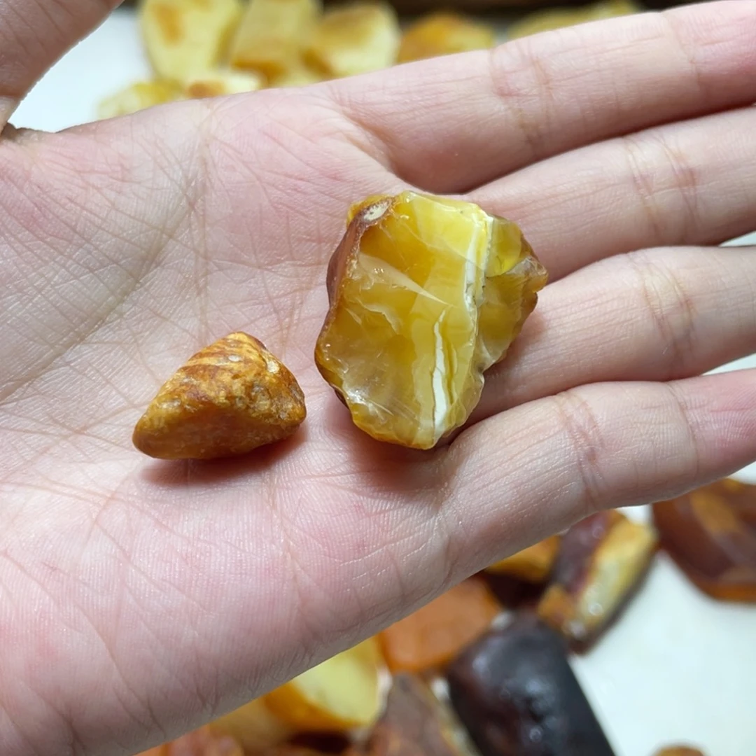 定制琥珀A**m天然原矿