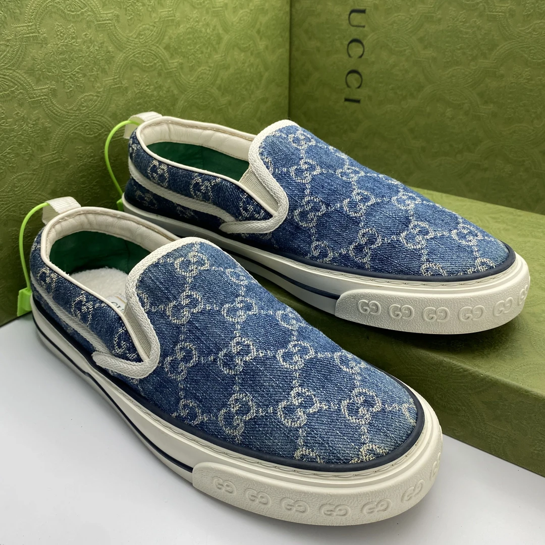 95新 GUCCI/古驰 39.5码/蓝色帆布双G满印透气时尚低帮一脚蹬鞋