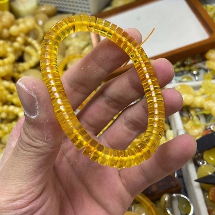 蜜蜡未镶嵌裸石多样性发货