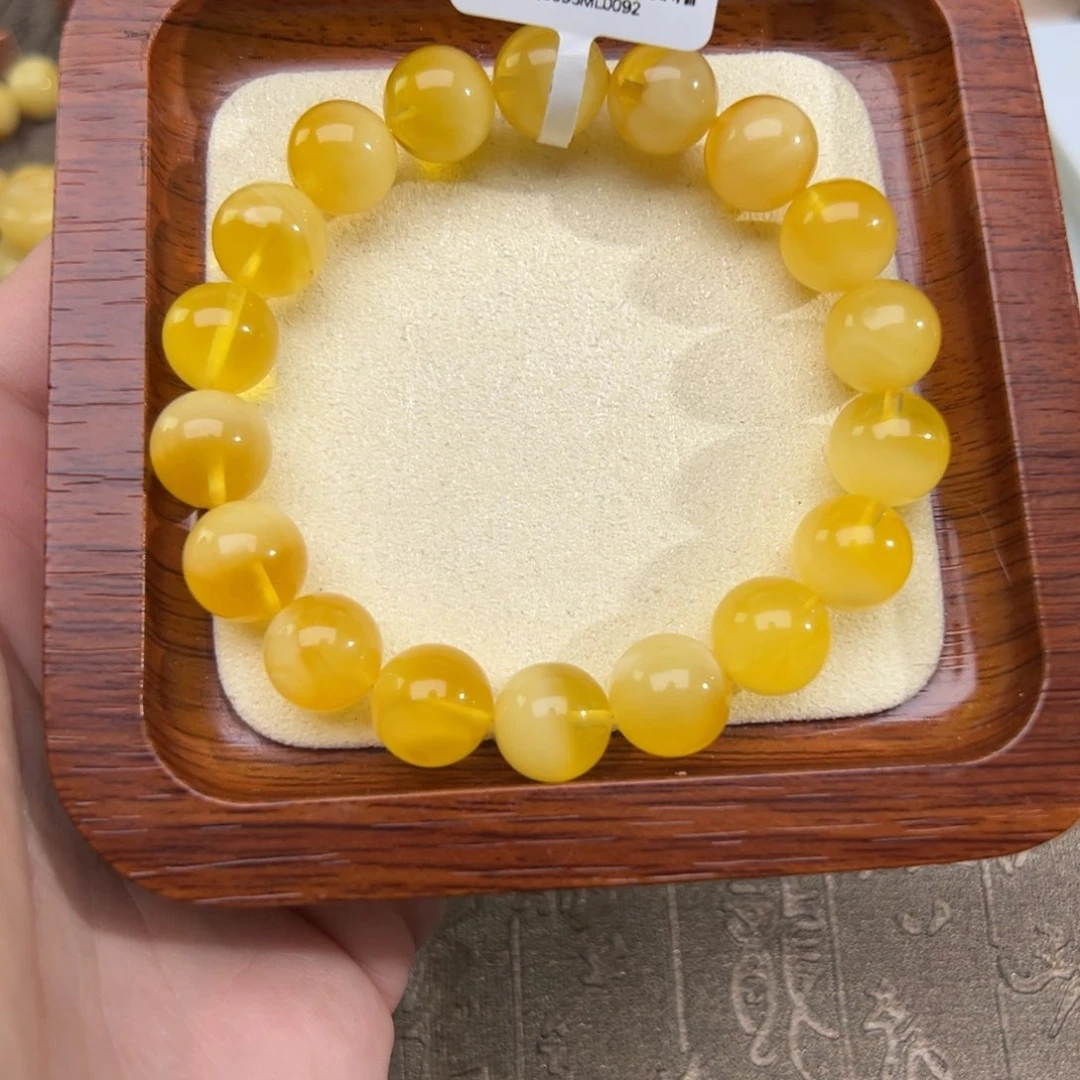 琥珀裸石未镶嵌琥珀裸石未镶嵌152