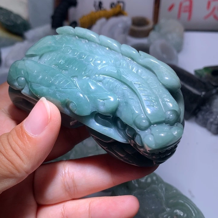 翡翠未镶嵌颈饰保真天然A货翡翠