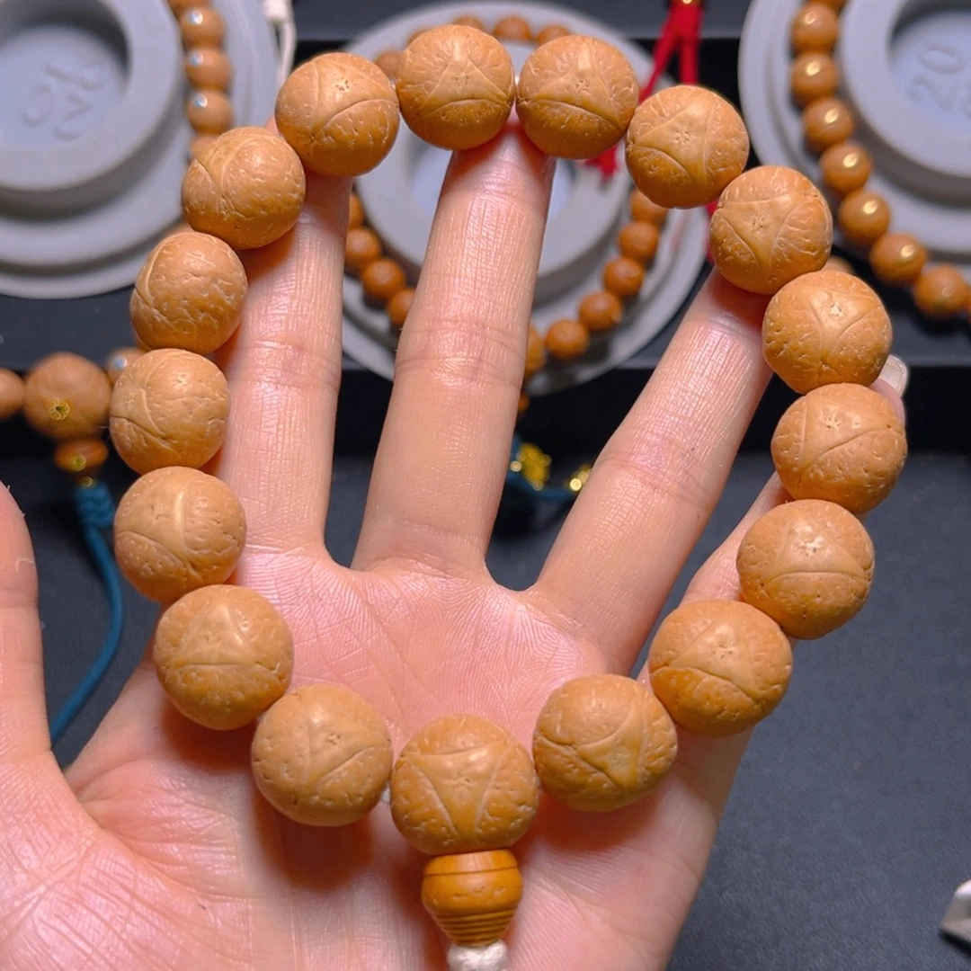 吊坠凤眼菩提15+mm-16mm2025精品玉华皮龙眼手串