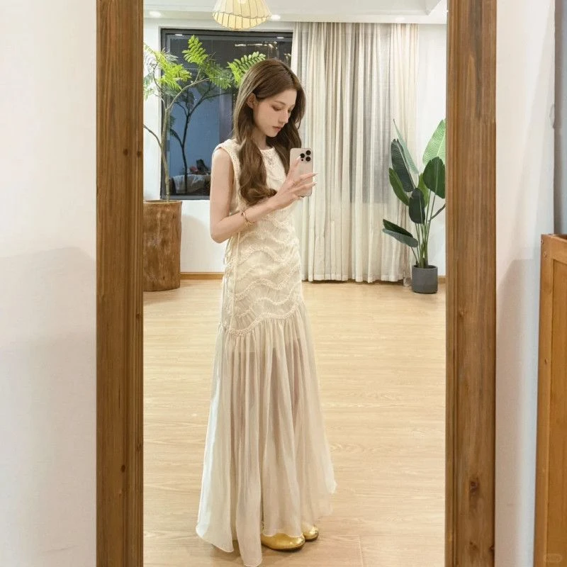 甜美纯欲风修身小众高级无袖背心长裙夏季遮肉通勤气质轻奢连衣裙