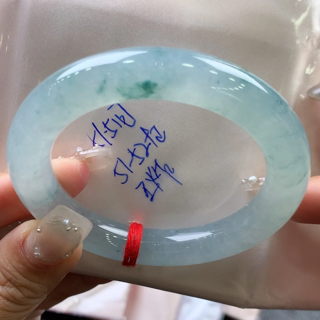 翡翠未镶嵌手镯51.5圆条