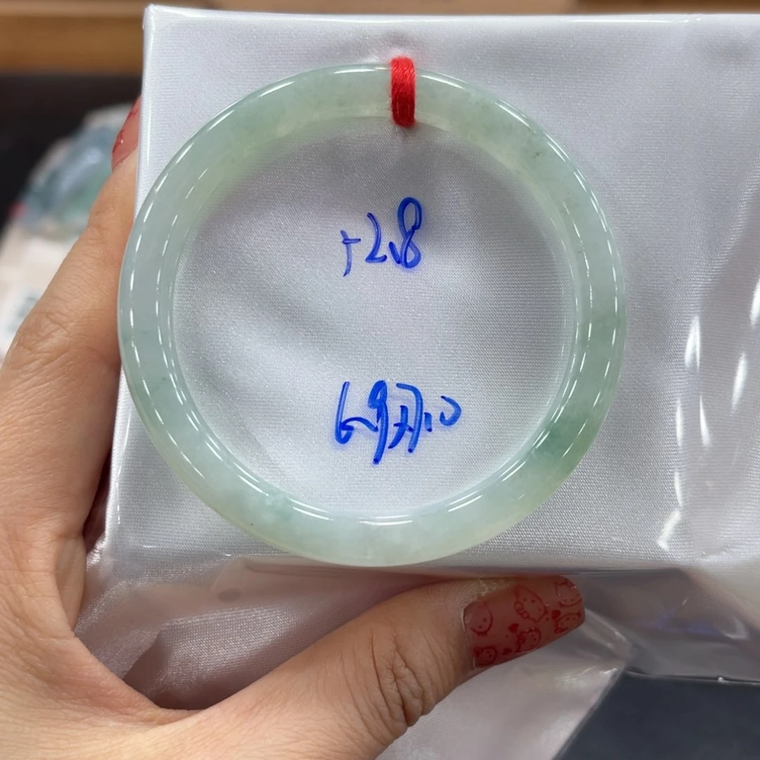 未镶嵌手镯翡翠翡翠