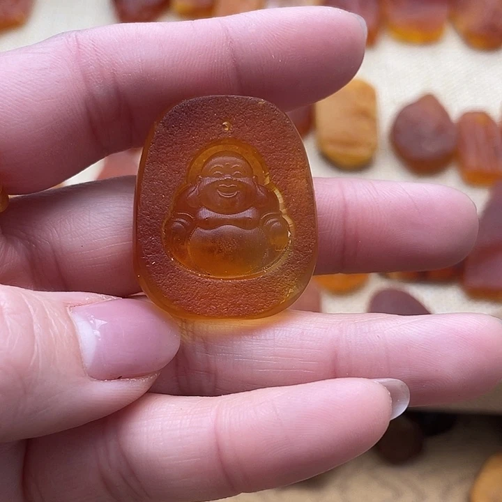 琥珀未镶嵌套链吊坠