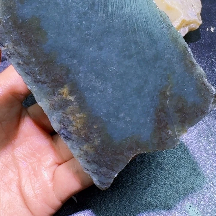 未镶嵌和田玉（糖玉）珠宝半成品