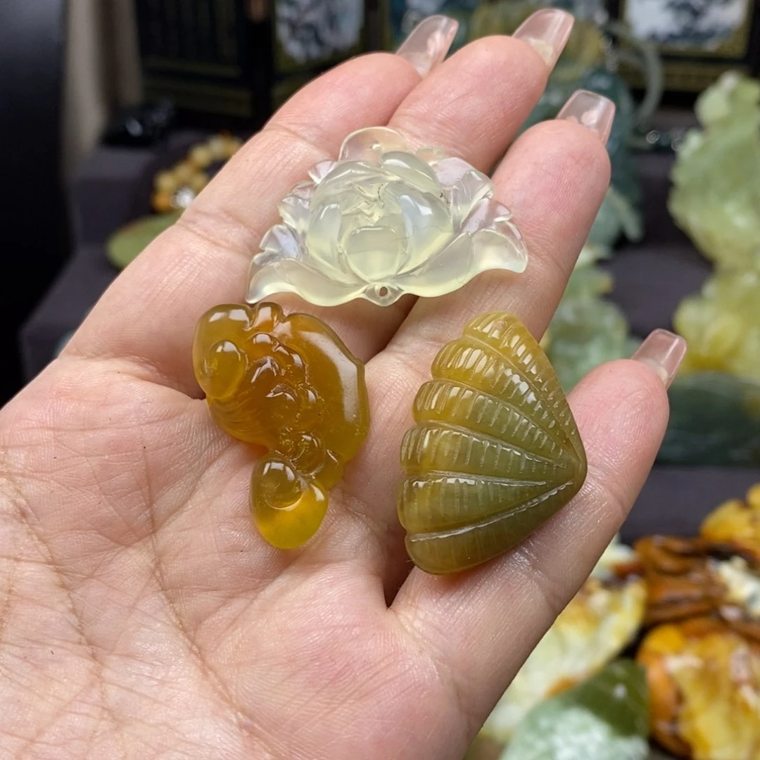 蛇纹石玉未镶嵌吊坠(不含链)