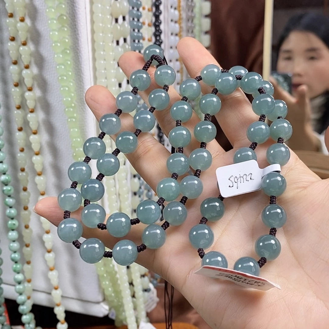 翡翠颈饰未镶嵌小*北天然翡翠项链