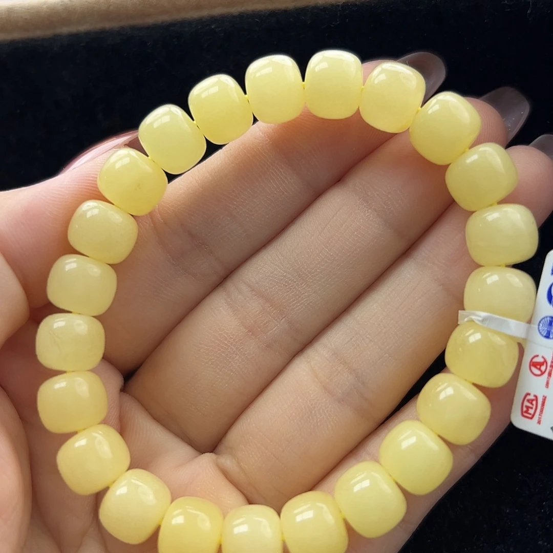 未镶嵌琥珀珠宝奇石