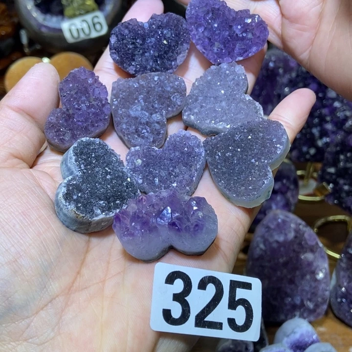 紫晶未镶嵌大型摆件（非配饰）