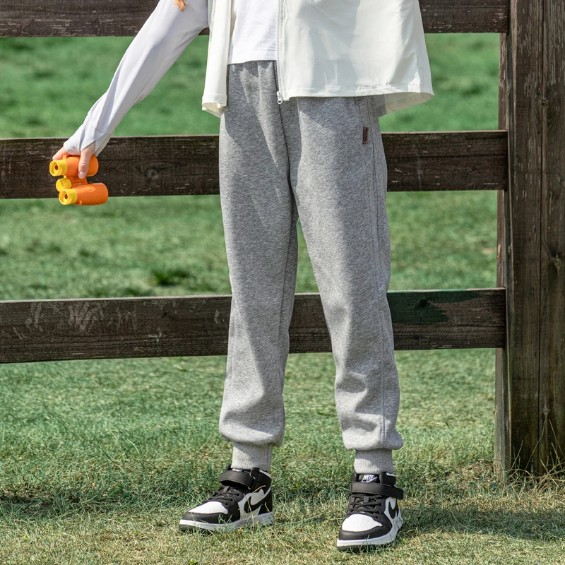 新款儿童春秋休闲裤子外穿宽松男女童中大童春季新款薄款运动卫裤