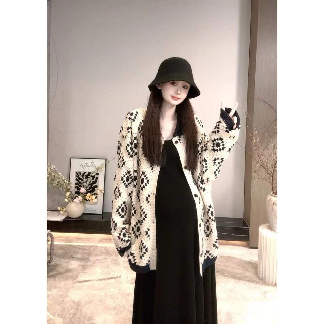 SG / 郭幂幂 AW 慵懒风 重工钩花菱形格毛衣开衫MY-20251668