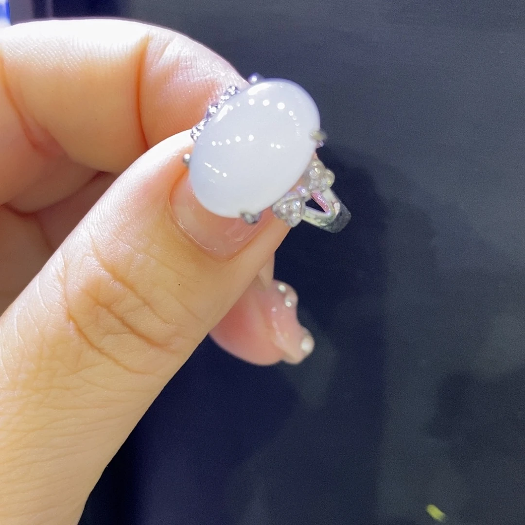 和田玉银S925镶嵌颈饰