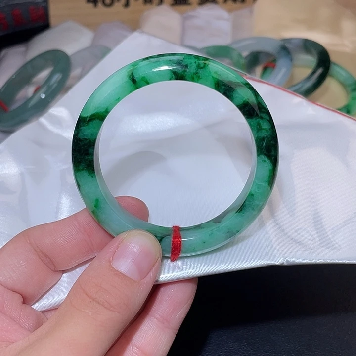 翡翠未镶嵌手镯手镯-5
