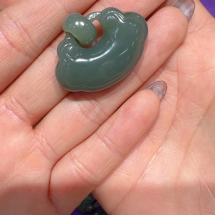 未镶嵌手链和田玉襄**