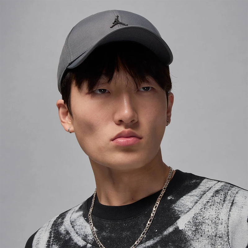 耐克/NIKE玩球穿搭中性UJRISECAPSCBMTLJM弯沿帽HM5750068