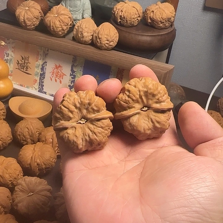 文玩核桃吊坠40福利练手蛤蟆头