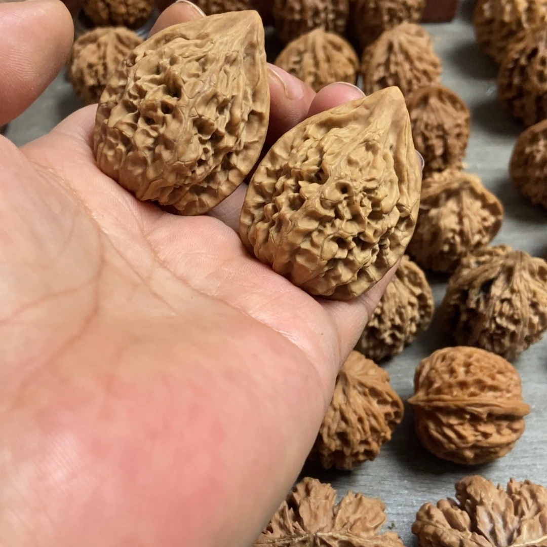 吊坠文玩核桃罗汉鸡心36尺