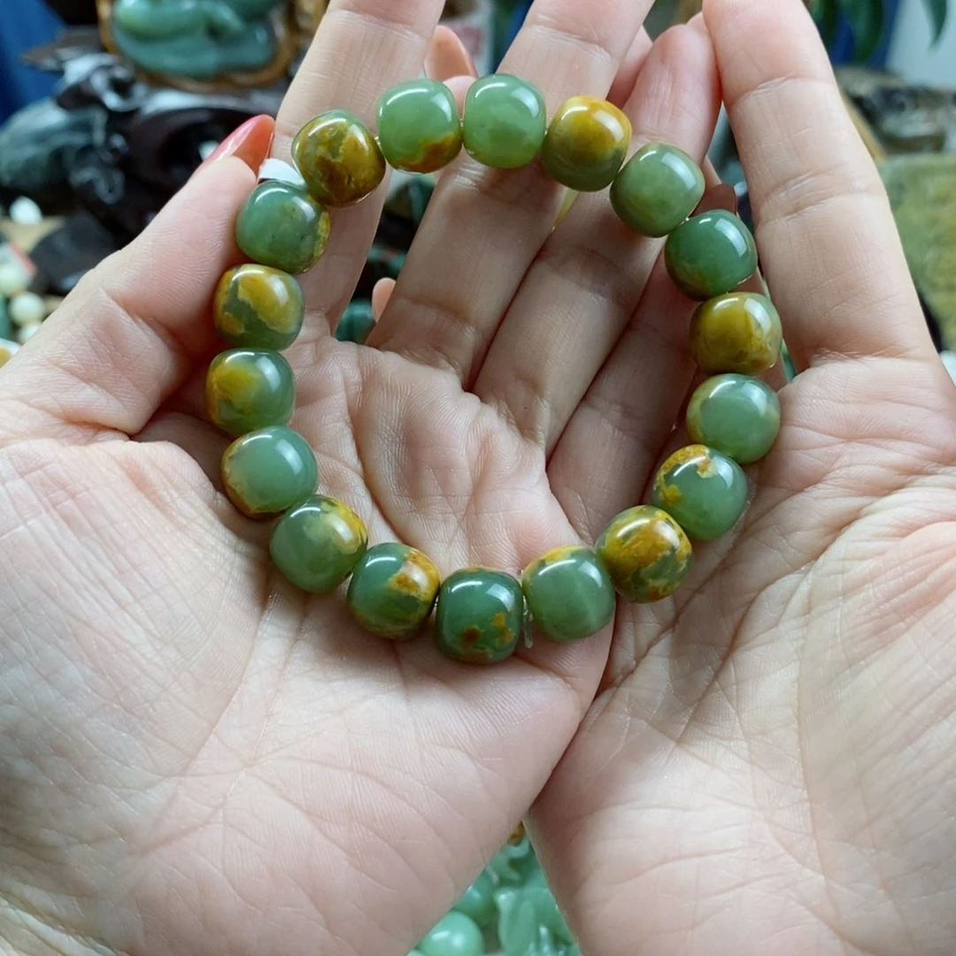 和田玉手链未镶嵌哆**梦