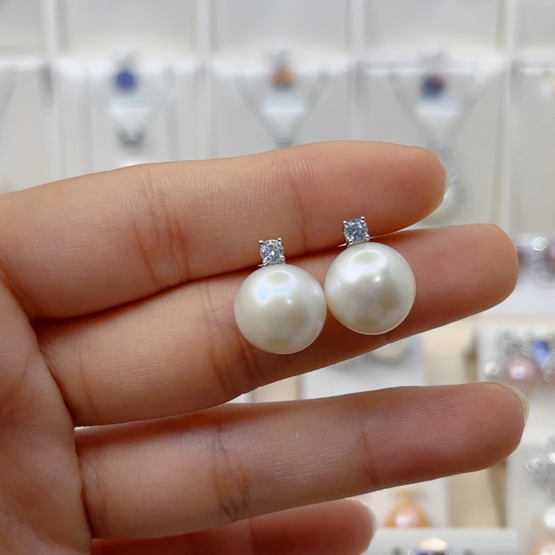 银S925镶嵌耳饰淡水珍珠