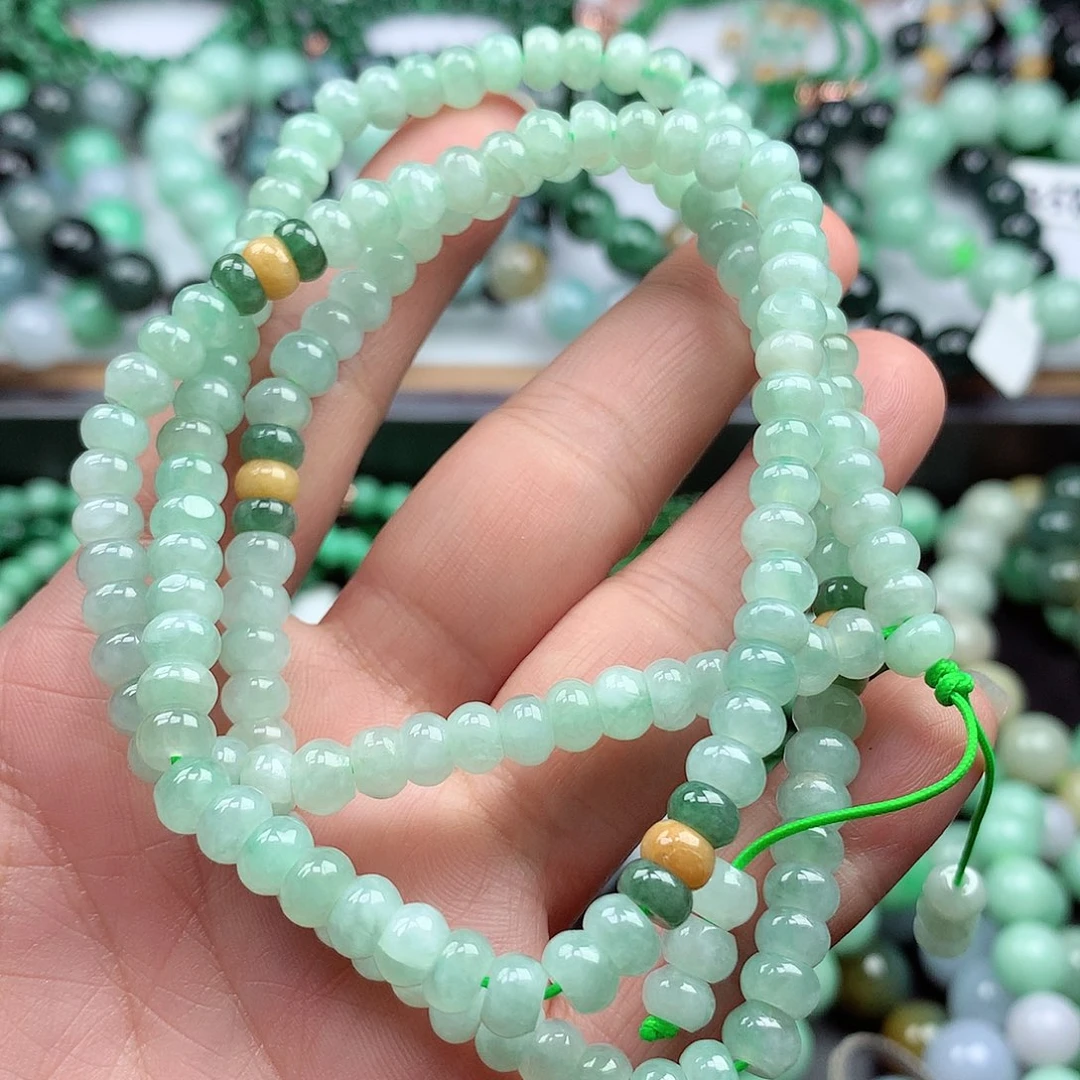 翡翠颈饰未镶嵌项链