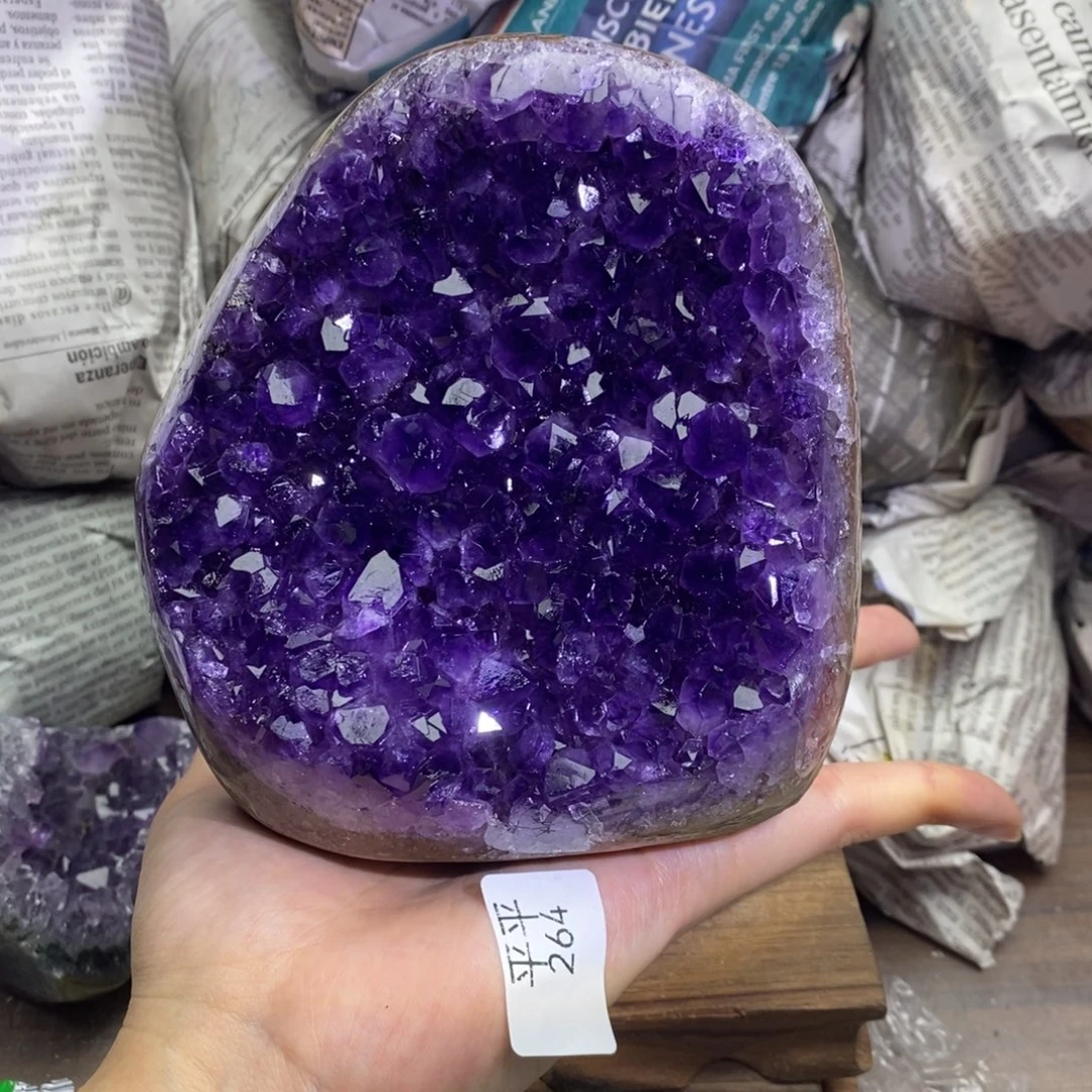 紫晶大型摆件（非配饰）未镶嵌