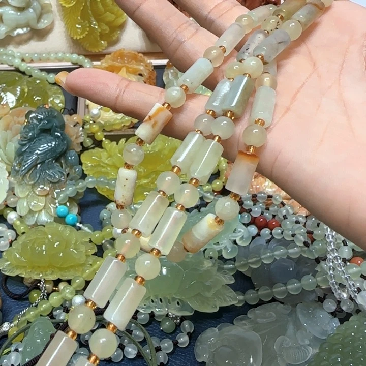未镶嵌蛇纹石玉吊坠吃**福