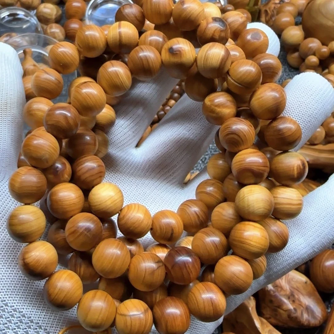 柏木路****91.2的崖柏瑕疵款108颗