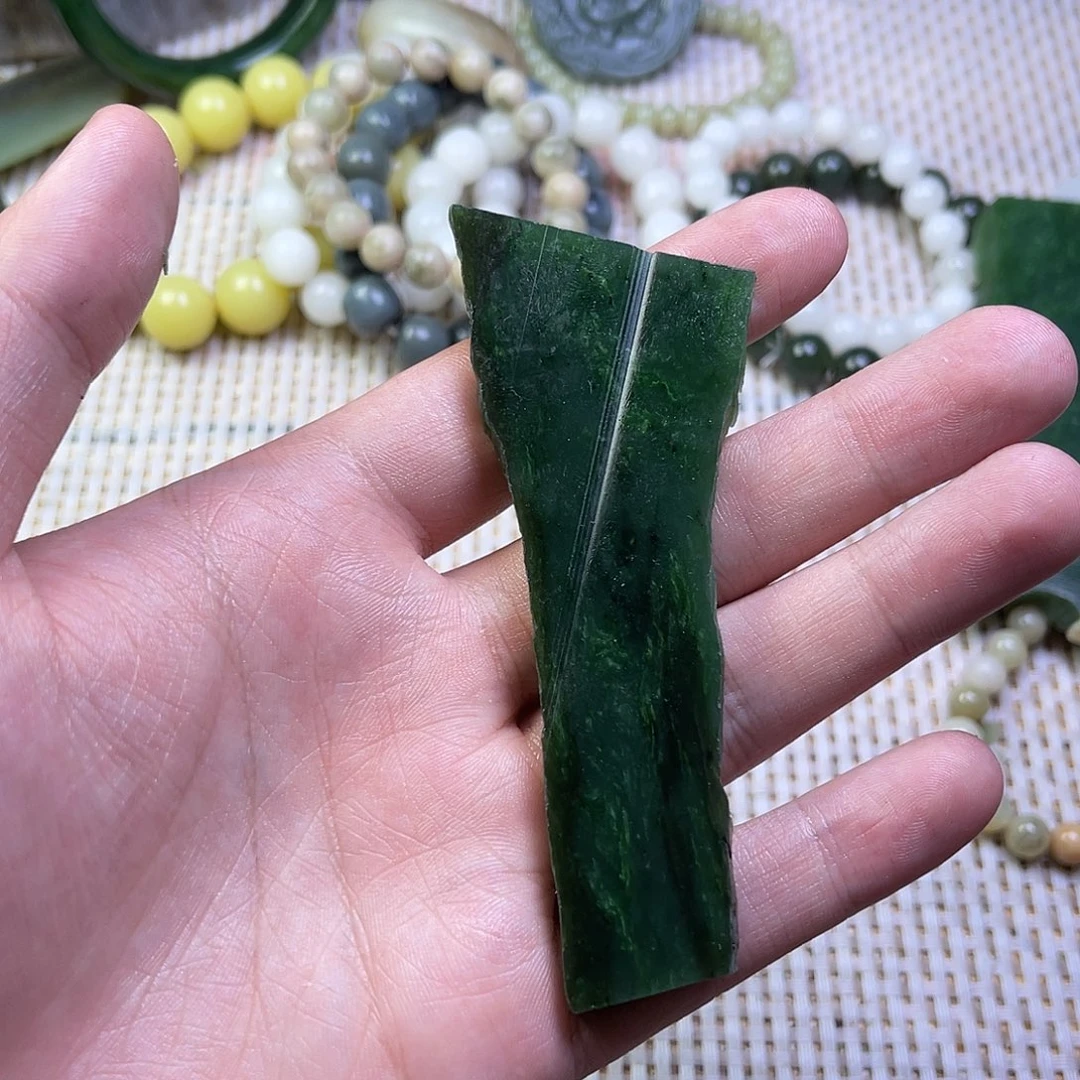 未镶嵌和田玉车挂
