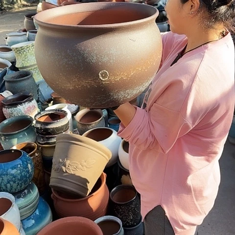 口32高24瑕疵一个。