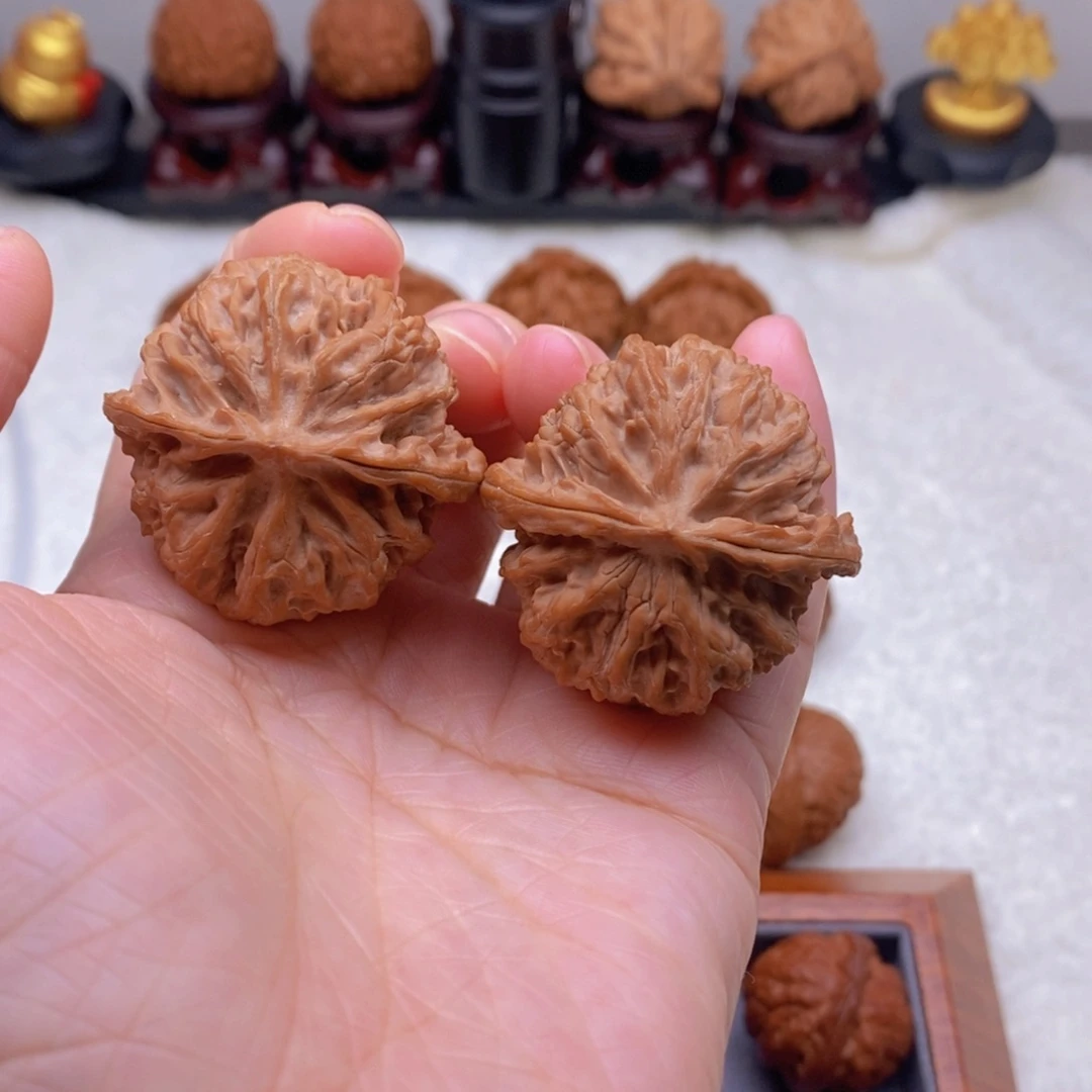 文玩核桃吊坠38尺全品苹果园